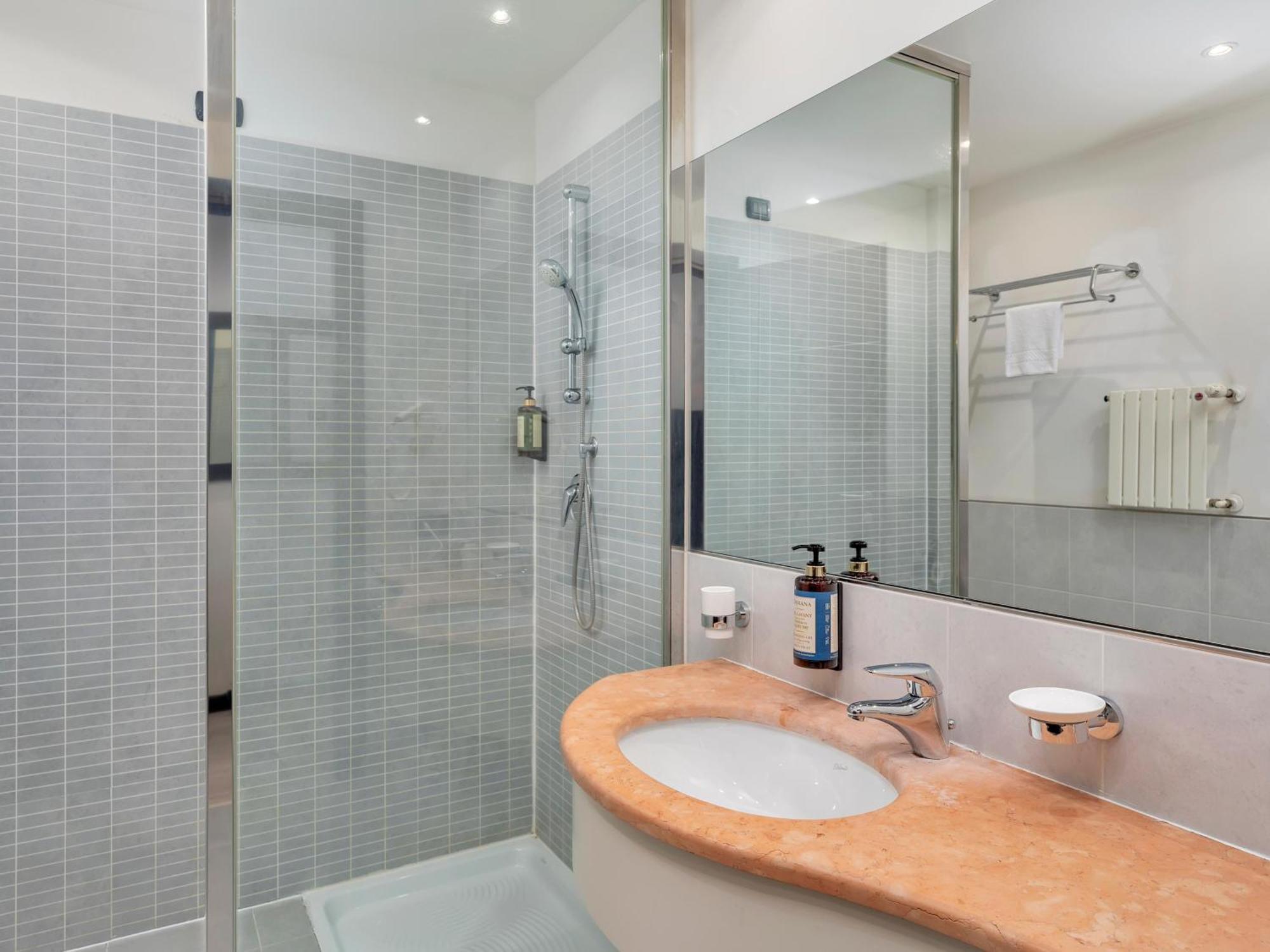 B&B Hotel Park Hotel Cassano Кассано-д'Адда Экстерьер фото