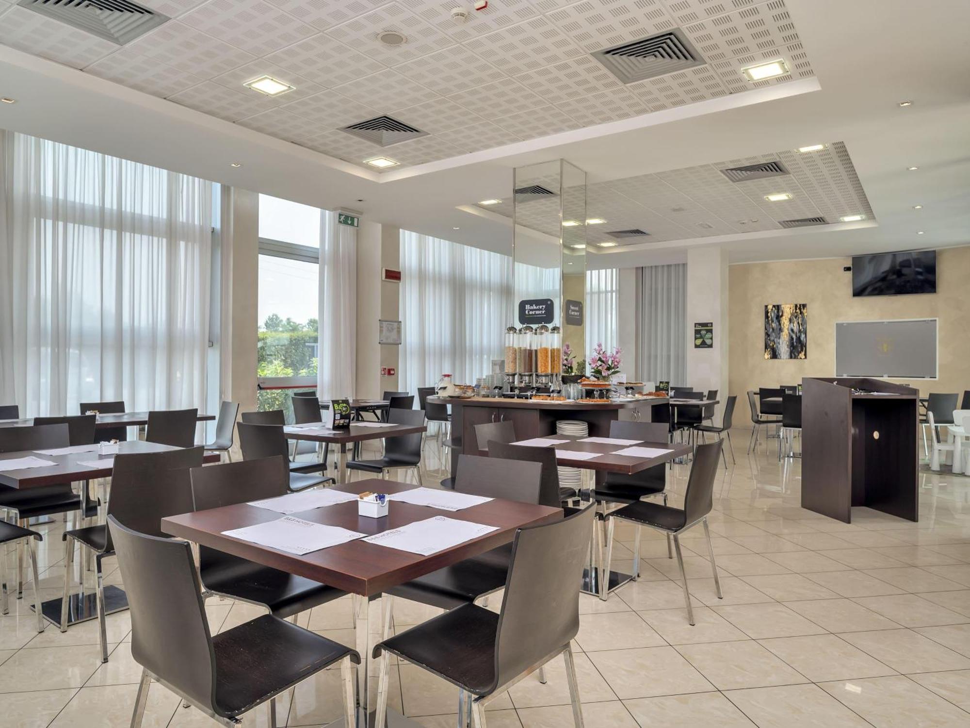 B&B Hotel Park Hotel Cassano Кассано-д'Адда Экстерьер фото
